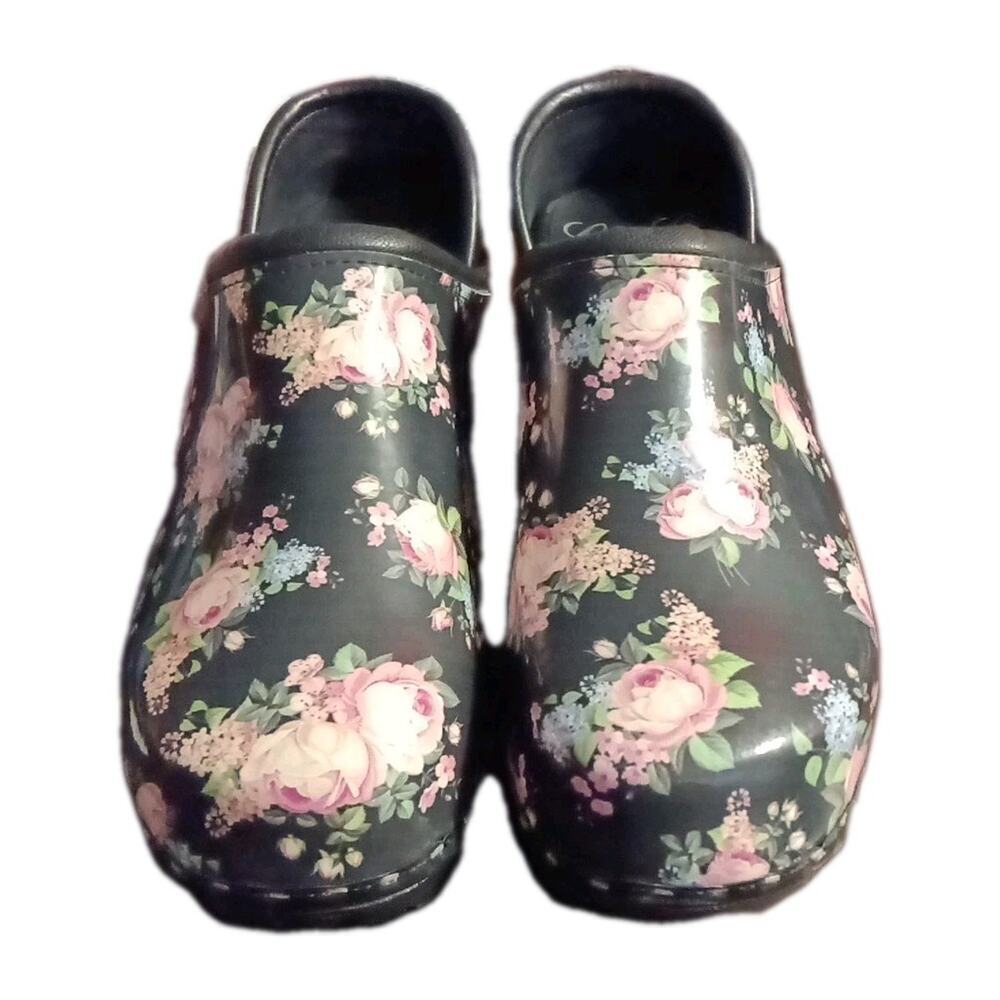 C & C Sweden Clogs Roses Nurse Comfort Sz. 41 Us 10